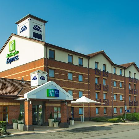 Holiday Inn Express Derby Pride Park By Ihg Экстерьер фото
