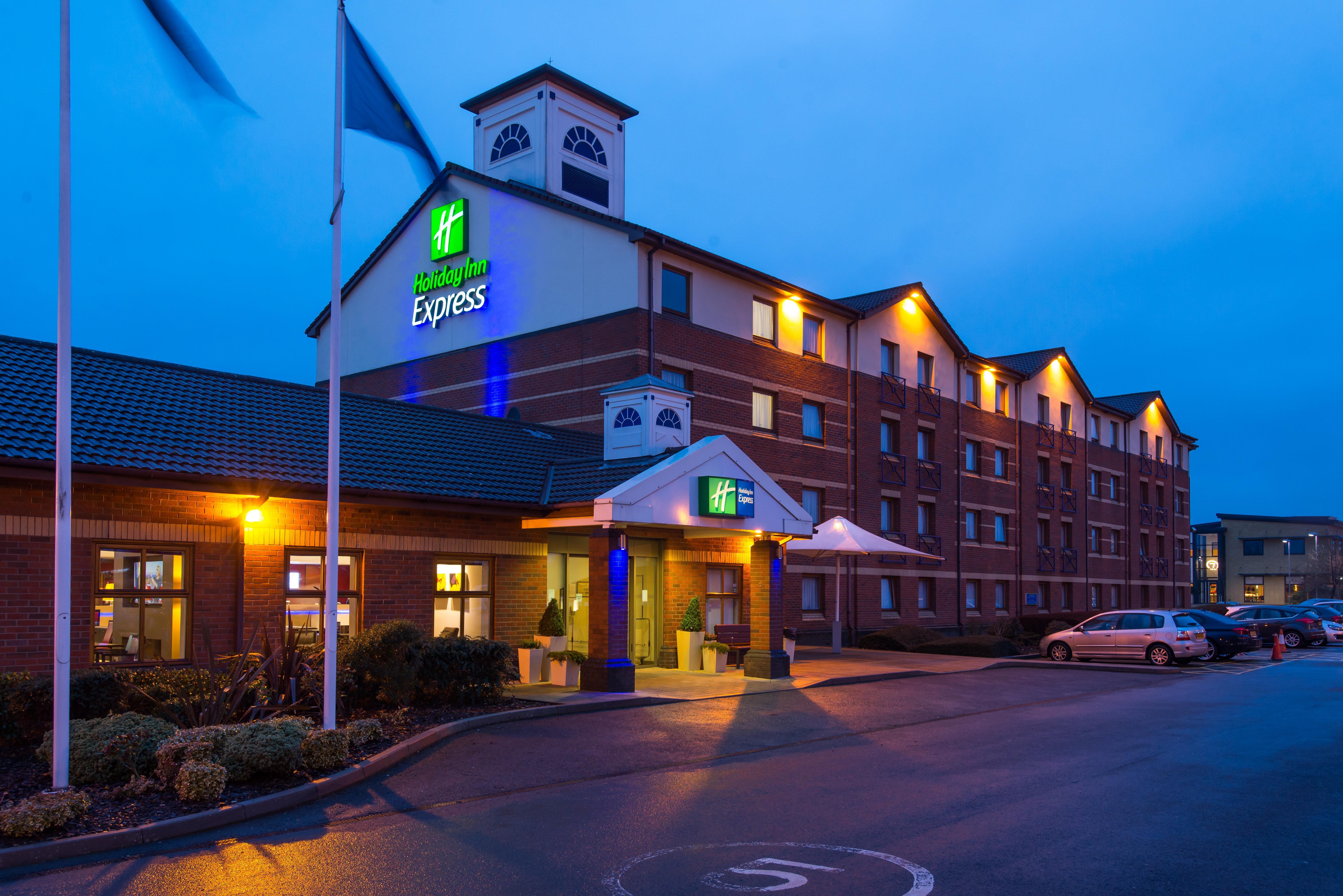 Holiday Inn Express Derby Pride Park By Ihg Экстерьер фото