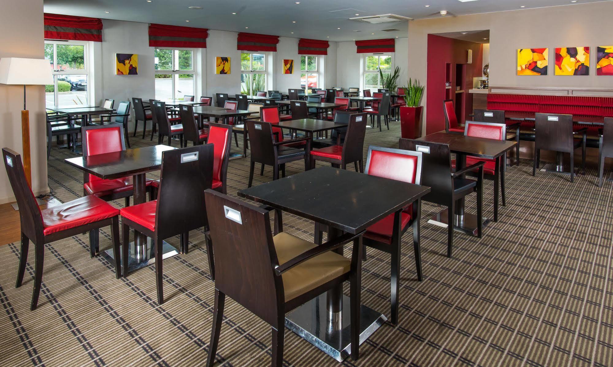 Holiday Inn Express Derby Pride Park By Ihg Экстерьер фото